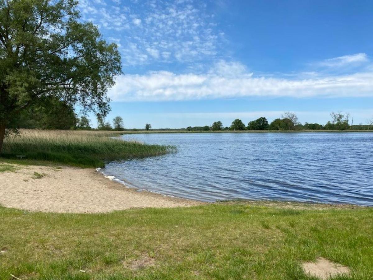 Ferienwohnung Mecklenburgische Seenplatte Schwichtenberg Esterno foto